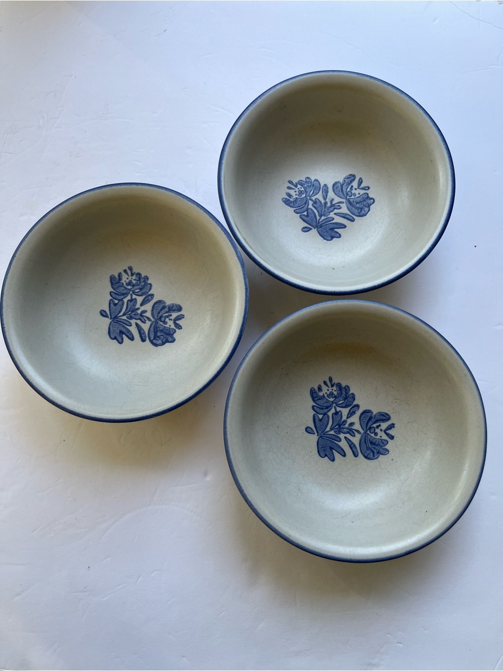 VTG Pfaltzgraff Yorktowne 6" Soup Cereal Bowls Set of 3 Stoneware USA Blue